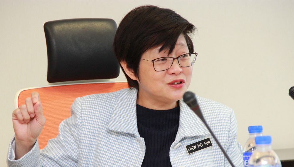 马华总秘书周美芬